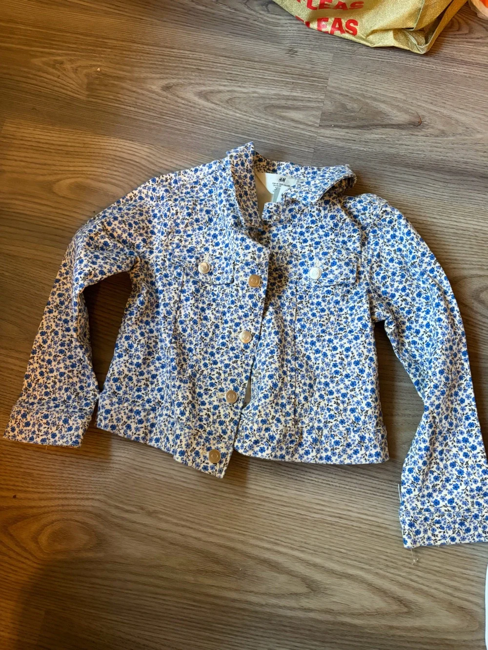 H&M Floral Print Denim Jacket Size 4-5T Ditsy Floral Denim Trucker Jacket NEW